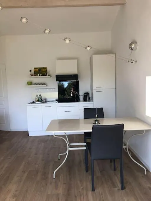 Prázdninový dům Vila Hameau De Chantelierre Éguilles Francie