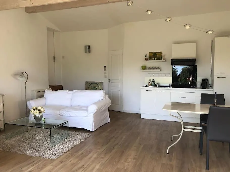 Prázdninový dům Vila Hameau De Chantelierre Éguilles